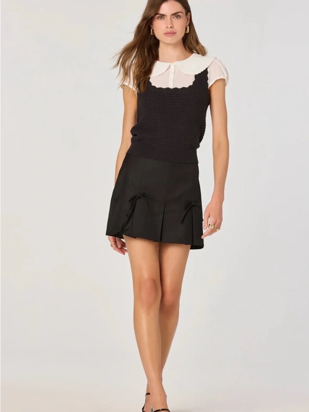 Astr The Label Peter Pan Collar Sweater Top Size Small in Black